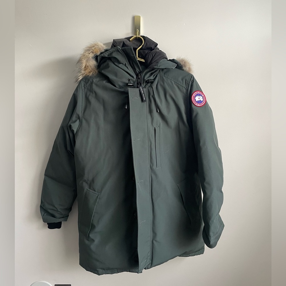 Canada Goose Forest Green Puffer Jacket with Fur Hood - Picture 2 of 8